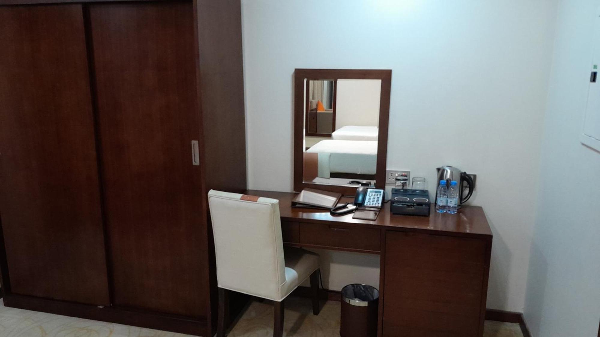 Sby Hotel Djedda Buitenkant foto